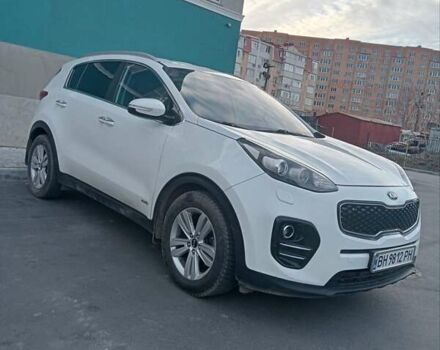 Білий Кіа Sportage, об'ємом двигуна 2 л та пробігом 183 тис. км за 17600 $, фото 2 на Automoto.ua