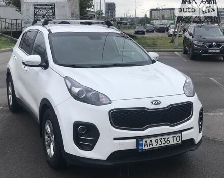 Белый Киа Sportage, объемом двигателя 1.7 л и пробегом 120 тыс. км за 16500 $, фото 1 на Automoto.ua