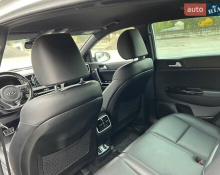 Белый Киа Sportage, объемом двигателя 1.59 л и пробегом 150 тыс. км за 17900 $, фото 102 на Automoto.ua