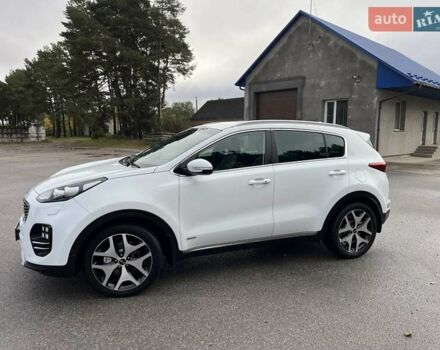 Белый Киа Sportage, объемом двигателя 1.59 л и пробегом 150 тыс. км за 17900 $, фото 2 на Automoto.ua