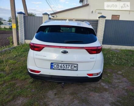 Белый Киа Sportage, объемом двигателя 2 л и пробегом 208 тыс. км за 19300 $, фото 5 на Automoto.ua