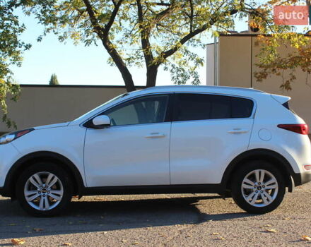 Білий Кіа Sportage, об'ємом двигуна 2 л та пробігом 222 тис. км за 13999 $, фото 9 на Automoto.ua
