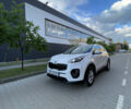 Белый Киа Sportage, объемом двигателя 1.69 л и пробегом 76 тыс. км за 17999 $, фото 2 на Automoto.ua