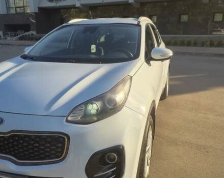 Белый Киа Sportage, объемом двигателя 2 л и пробегом 227 тыс. км за 16450 $, фото 12 на Automoto.ua