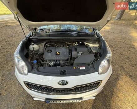 Білий Кіа Sportage, об'ємом двигуна 2 л та пробігом 88 тис. км за 19200 $, фото 29 на Automoto.ua