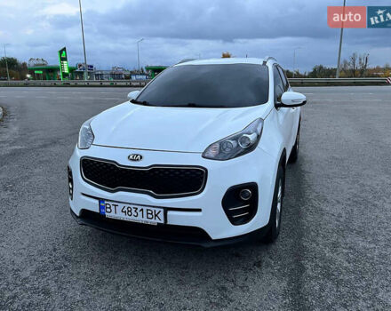 Белый Киа Sportage, объемом двигателя 1.59 л и пробегом 130 тыс. км за 14900 $, фото 2 на Automoto.ua