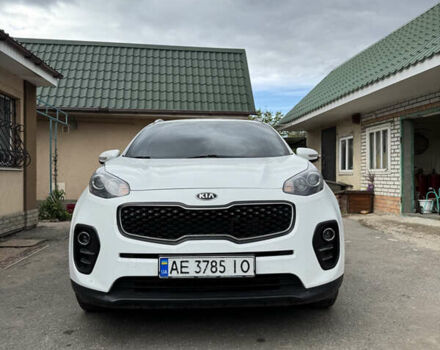 Киа Sportage 2017 в Днепре (Днепропетровске) на Automoto.ua Белый Киа Sportage, объемом двигателя 1.69 л и пробегом 198 тыс. км за 14500 $, фото 21 на Automoto.ua