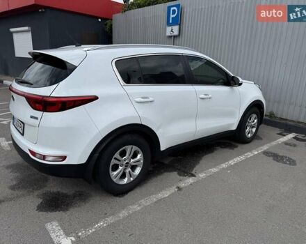 Білий Кіа Sportage, об'ємом двигуна 1.69 л та пробігом 88 тис. км за 18500 $, фото 3 на Automoto.ua