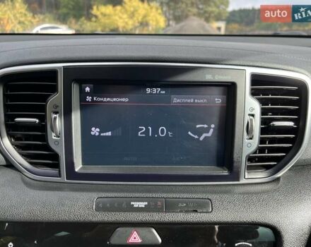 Белый Киа Sportage, объемом двигателя 1.59 л и пробегом 150 тыс. км за 17900 $, фото 79 на Automoto.ua