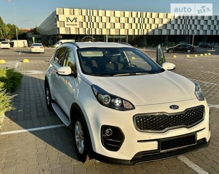 Белый Киа Sportage, объемом двигателя 2 л и пробегом 39 тыс. км за 20000 $, фото 2 на Automoto.ua