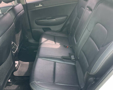 Киа Sportage 2017 в Львове на Automoto.ua Белый Киа Sportage, объемом двигателя 2 л и пробегом 195 тыс. км за 18250 $, фото 10 на Automoto.ua