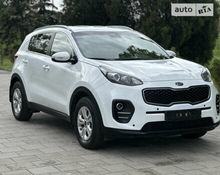 Белый Киа Sportage, объемом двигателя 1.7 л и пробегом 57 тыс. км за 16999 $, фото 9 на Automoto.ua