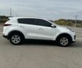 Білий Кіа Sportage, об'ємом двигуна 2 л та пробігом 150 тис. км за 17200 $, фото 3 на Automoto.ua