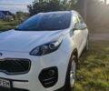 Белый Киа Sportage, объемом двигателя 2 л и пробегом 208 тыс. км за 19300 $, фото 2 на Automoto.ua