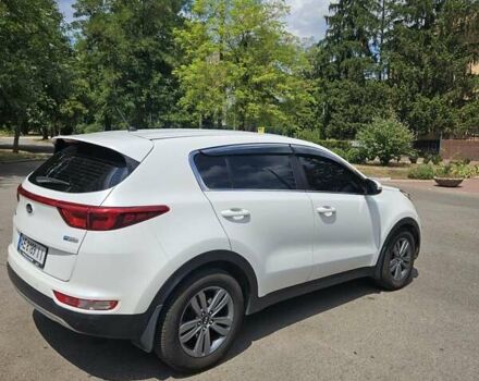 Білий Кіа Sportage, об'ємом двигуна 2 л та пробігом 134 тис. км за 18500 $, фото 6 на Automoto.ua