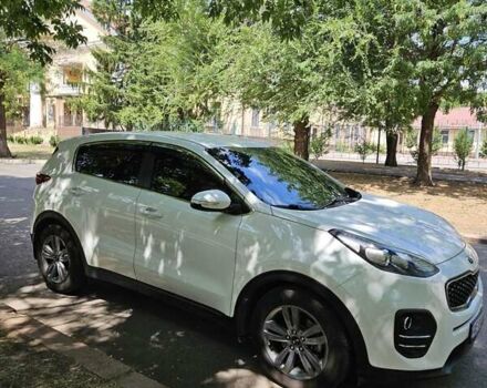 Білий Кіа Sportage, об'ємом двигуна 2 л та пробігом 134 тис. км за 18500 $, фото 4 на Automoto.ua