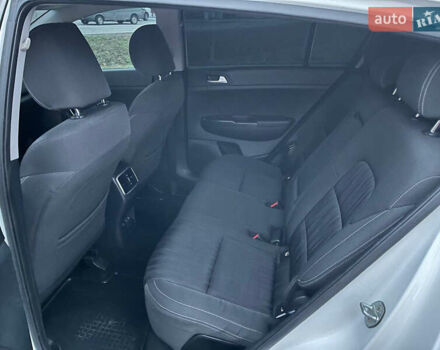 Белый Киа Sportage, объемом двигателя 1.59 л и пробегом 130 тыс. км за 14900 $, фото 31 на Automoto.ua