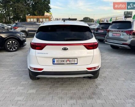 Белый Киа Sportage, объемом двигателя 2 л и пробегом 210 тыс. км за 17200 $, фото 5 на Automoto.ua