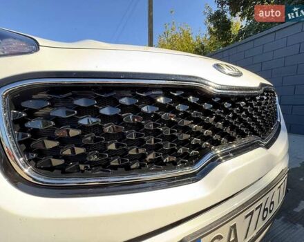 Киа Sportage 2017 в Черкассах на Automoto.ua Белый Киа Sportage, объемом двигателя 1.59 л и пробегом 83 тыс. км за 16700 $, фото 2 на Automoto.ua