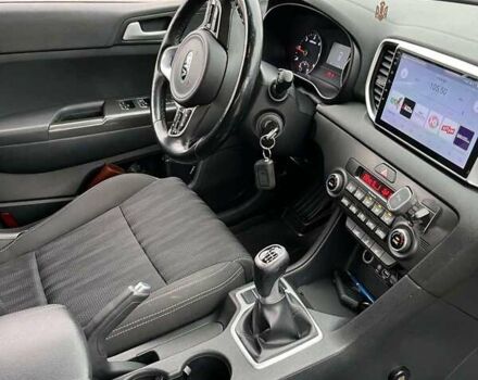 Белый Киа Sportage, объемом двигателя 1.69 л и пробегом 284 тыс. км за 15500 $, фото 18 на Automoto.ua