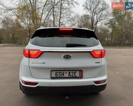 Белый Киа Sportage, объемом двигателя 2 л и пробегом 227 тыс. км за 15950 $, фото 7 на Automoto.ua