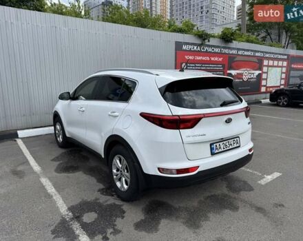 Білий Кіа Sportage, об'ємом двигуна 1.69 л та пробігом 88 тис. км за 18500 $, фото 1 на Automoto.ua