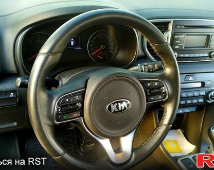 Кіа Sportage 2017 у Тростянець на Automoto.ua Білий Кіа Sportage, об'ємом двигуна 1.7 л та пробігом 175 тис. км за 14900 $, фото 5 на Automoto.ua