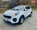 Киа Sportage 2017 в Киеве на Automoto.ua Белый Киа Sportage, объемом двигателя 1.69 л и пробегом 172 тыс. км за 15900 $, фото 3 на Automoto.ua
