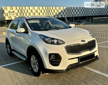 Белый Киа Sportage, объемом двигателя 2 л и пробегом 39 тыс. км за 20000 $, фото 1 на Automoto.ua