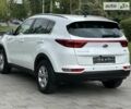 Белый Киа Sportage, объемом двигателя 1.7 л и пробегом 57 тыс. км за 16999 $, фото 4 на Automoto.ua