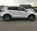 Білий Кіа Sportage, об'ємом двигуна 2 л та пробігом 193 тис. км за 19290 $, фото 4 на Automoto.ua
