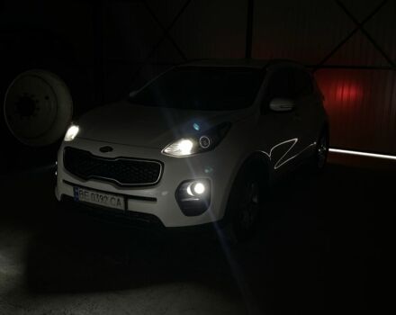 Белый Киа Sportage, объемом двигателя 1.7 л и пробегом 291 тыс. км за 13900 $, фото 2 на Automoto.ua