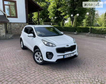 Білий Кіа Sportage, об'ємом двигуна 1.69 л та пробігом 178 тис. км за 16700 $, фото 5 на Automoto.ua