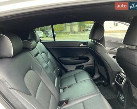 Белый Киа Sportage, объемом двигателя 1.59 л и пробегом 150 тыс. км за 17900 $, фото 93 на Automoto.ua