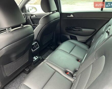 Белый Киа Sportage, объемом двигателя 1.59 л и пробегом 150 тыс. км за 17900 $, фото 103 на Automoto.ua