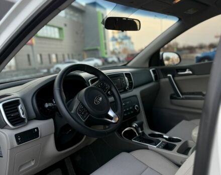 Белый Киа Sportage, объемом двигателя 2.4 л и пробегом 77 тыс. км за 15800 $, фото 5 на Automoto.ua