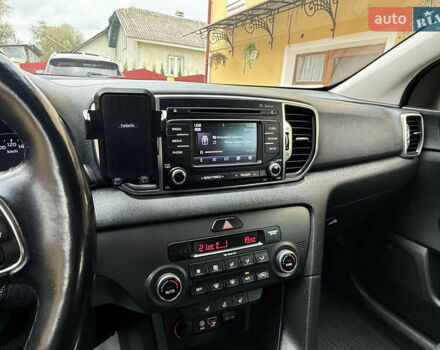 Белый Киа Sportage, объемом двигателя 2 л и пробегом 40 тыс. км за 16999 $, фото 20 на Automoto.ua