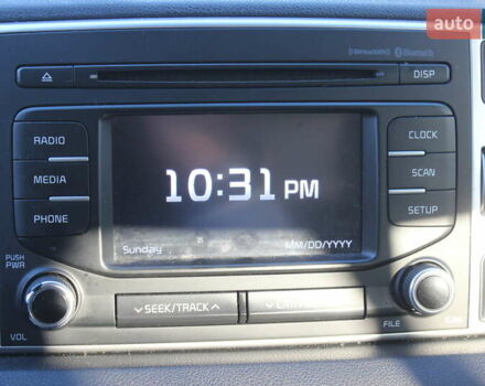 Білий Кіа Sportage, об'ємом двигуна 2 л та пробігом 222 тис. км за 13999 $, фото 27 на Automoto.ua