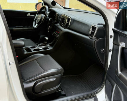 Белый Киа Sportage, объемом двигателя 2 л и пробегом 40 тыс. км за 16999 $, фото 8 на Automoto.ua