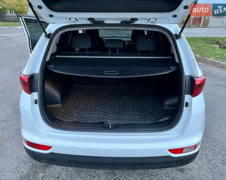 Белый Киа Sportage, объемом двигателя 1.59 л и пробегом 130 тыс. км за 14900 $, фото 36 на Automoto.ua