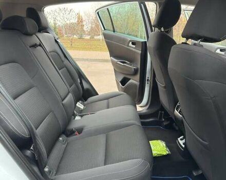 Белый Киа Sportage, объемом двигателя 2 л и пробегом 227 тыс. км за 15950 $, фото 20 на Automoto.ua