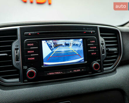 Белый Киа Sportage, объемом двигателя 2 л и пробегом 134 тыс. км за 18181 $, фото 17 на Automoto.ua
