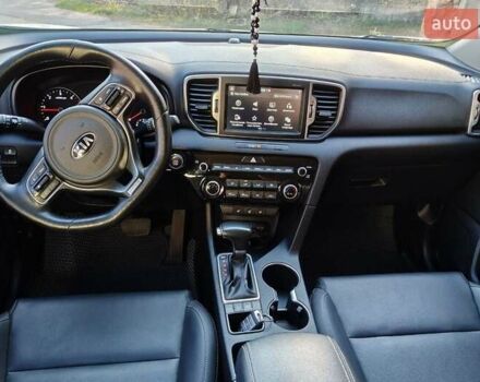 Белый Киа Sportage, объемом двигателя 2 л и пробегом 149 тыс. км за 20750 $, фото 24 на Automoto.ua