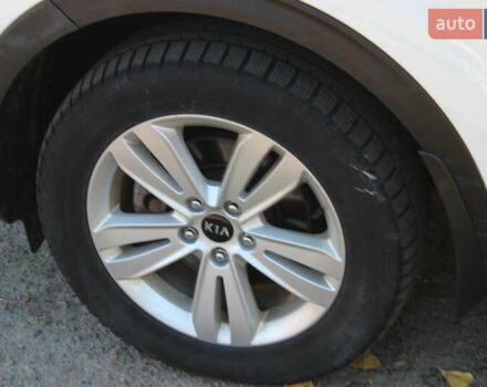 Білий Кіа Sportage, об'ємом двигуна 2 л та пробігом 222 тис. км за 13999 $, фото 10 на Automoto.ua