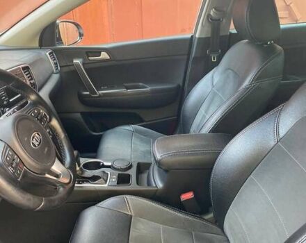 Білий Кіа Sportage, об'ємом двигуна 2 л та пробігом 134 тис. км за 16300 $, фото 5 на Automoto.ua