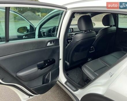 Белый Киа Sportage, объемом двигателя 1.59 л и пробегом 150 тыс. км за 17900 $, фото 97 на Automoto.ua