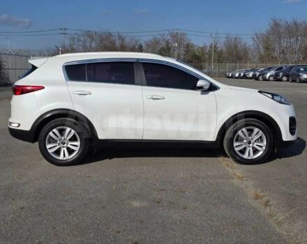 Белый Киа Sportage, объемом двигателя 2 л и пробегом 96 тыс. км за 15000 $, фото 4 на Automoto.ua