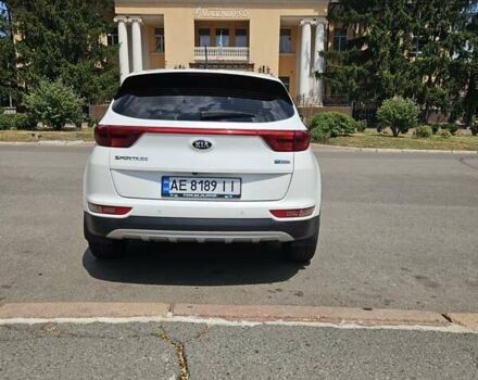 Білий Кіа Sportage, об'ємом двигуна 2 л та пробігом 134 тис. км за 18500 $, фото 2 на Automoto.ua