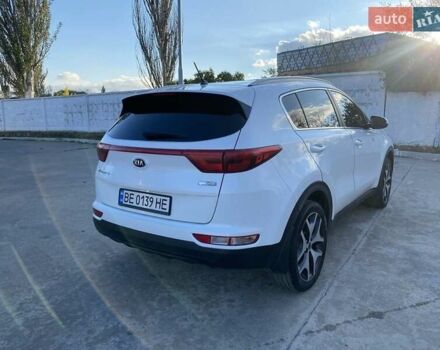 Білий Кіа Sportage, об'ємом двигуна 1.7 л та пробігом 180 тис. км за 16000 $, фото 3 на Automoto.ua