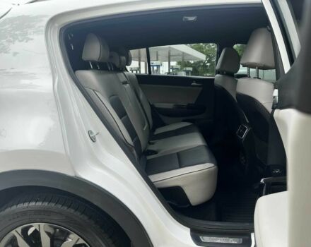 Белый Киа Sportage, объемом двигателя 2.4 л и пробегом 48 тыс. км за 7000 $, фото 13 на Automoto.ua